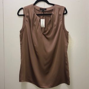 Banana Republic sleeveless v-neck blouse